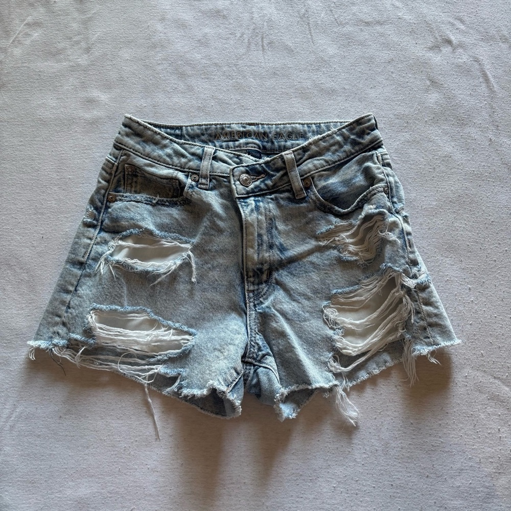 American Eagle Outfitters Women’s Light Blue Distressed Jean Shorts - Size 0
